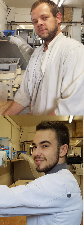 Les boulangers: Julie, le patron et Cordell, le second.