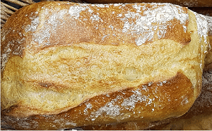 Les pains en vente: le pain blanc, le pavé tradition